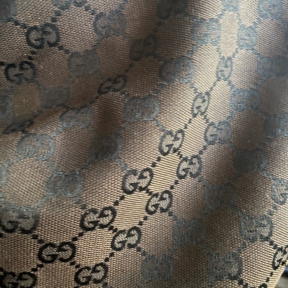 Gucci Brown GG Canvas Hobo purse, size: medium. Pre-loved - Picture 7 of 13